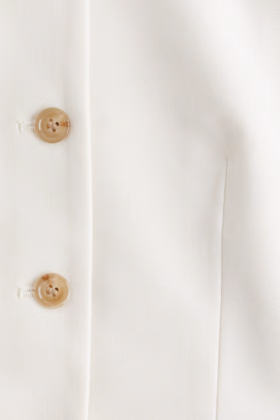 Жакет с баской и v-вырезом