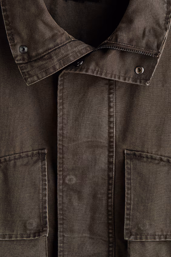 Куртка с высоким воротником