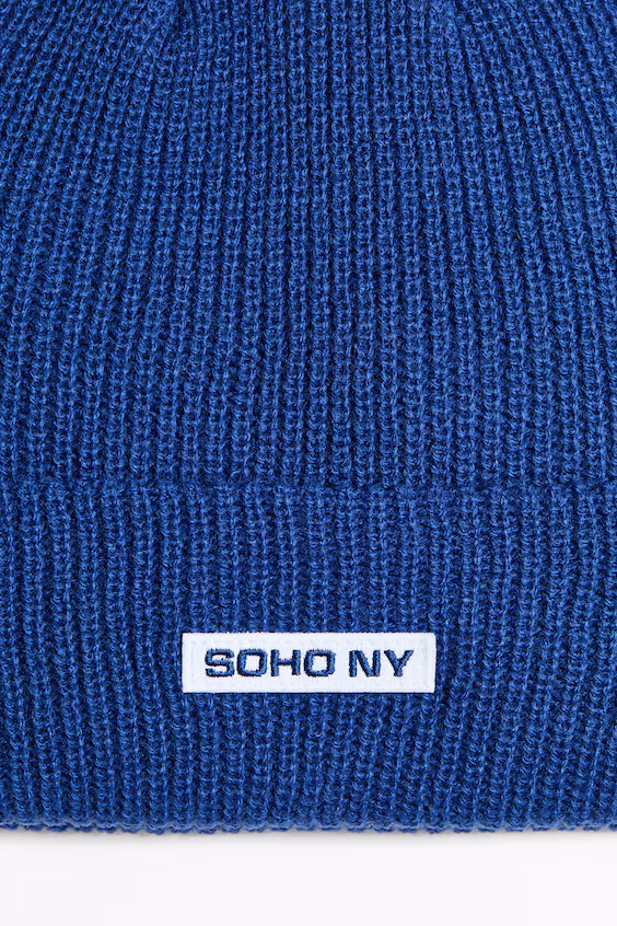 Шапка из рубчиковой вязки