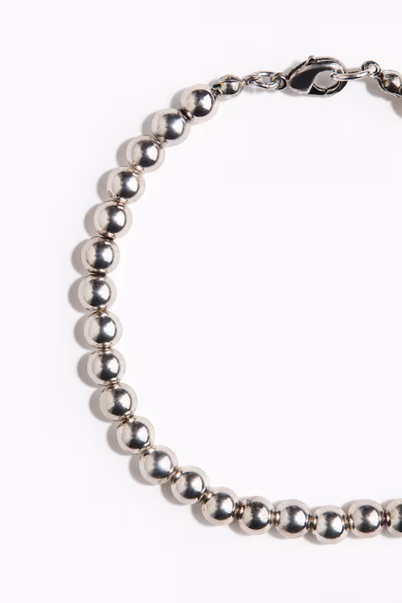 Браслет из бусин