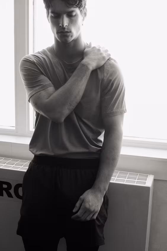 Футболка для спорта с технологией drymove™