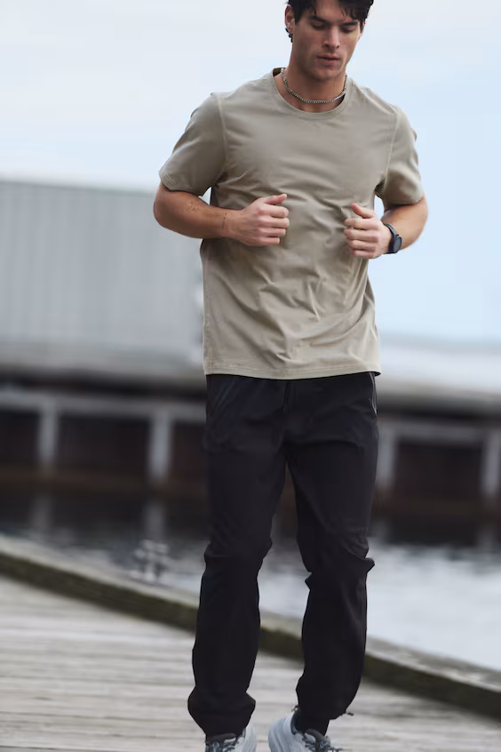 Футболка для спорта с технологией drymove™