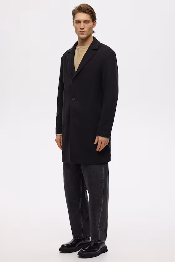 Длинное пальто с застежкой на пуговицы