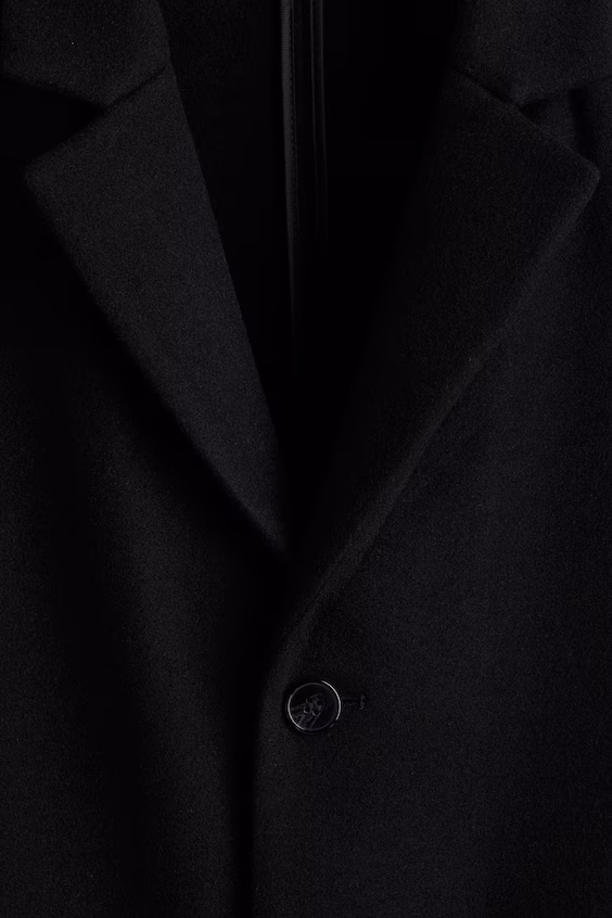 Длинное пальто с застежкой на пуговицы