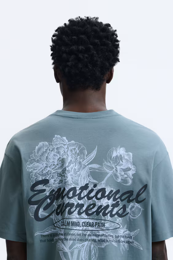 Футболка с принтом свободного кроя