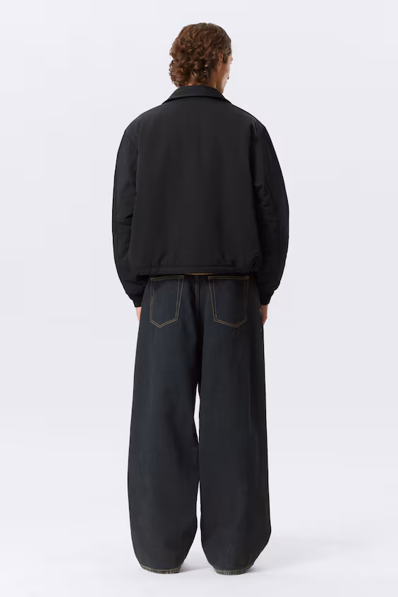 Пальто с широкой застежкой