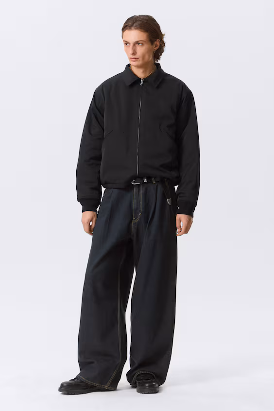 Пальто с широкой застежкой