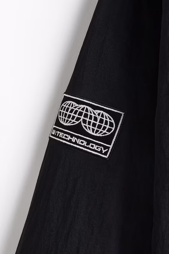 Стеганая нейлоновая ветровка