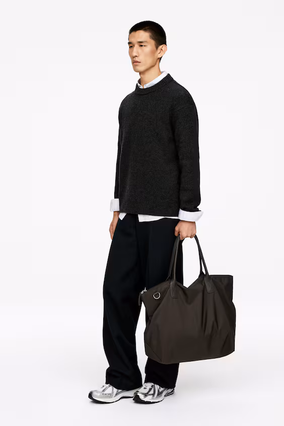 Тяжелый свитер из шерсти