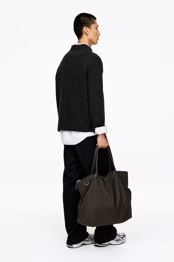 Тяжелый свитер из шерсти