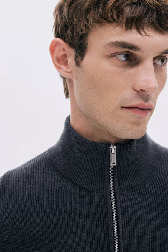 Свитер с застежкой-молнией и стандартной посадкой