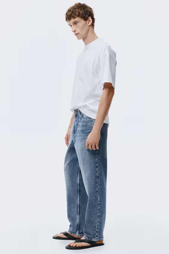 Джинсы свободного кроя