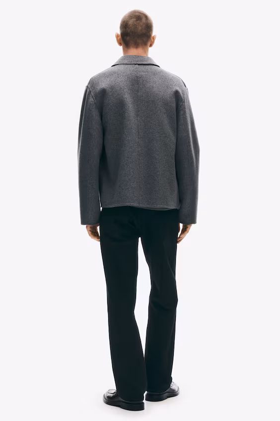 Обычные джинсы