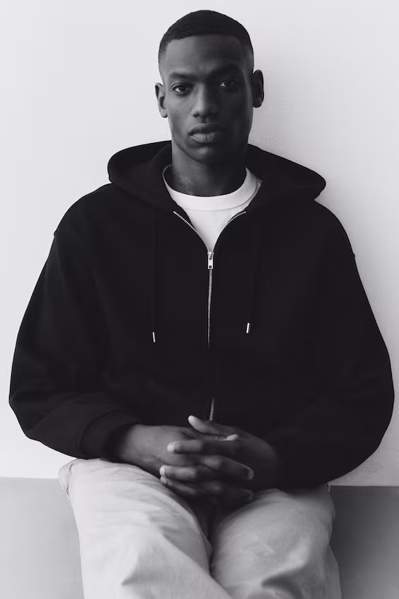 Куртка с капюшоном и молнией свободного кроя