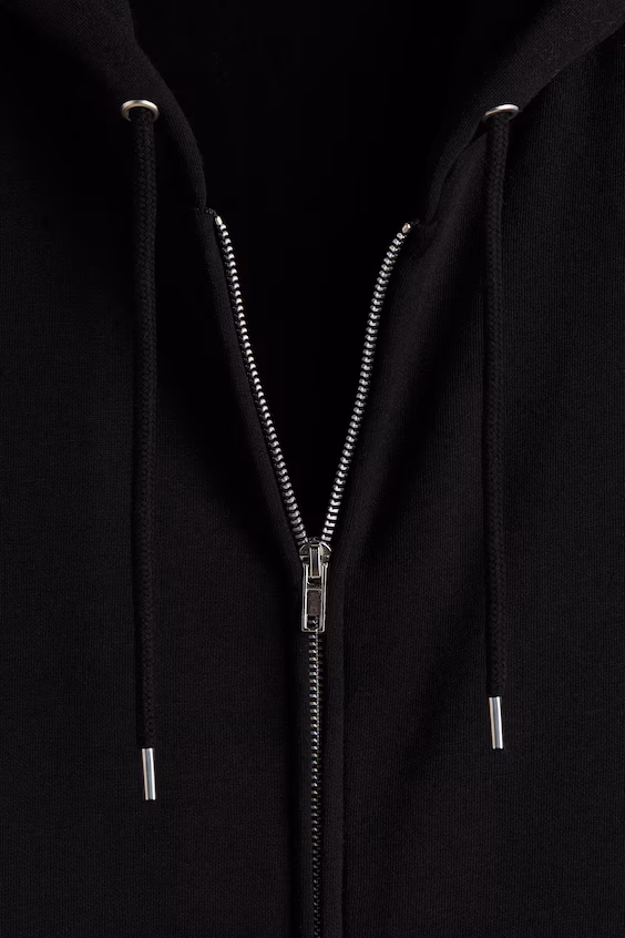 Куртка с капюшоном и молнией свободного кроя