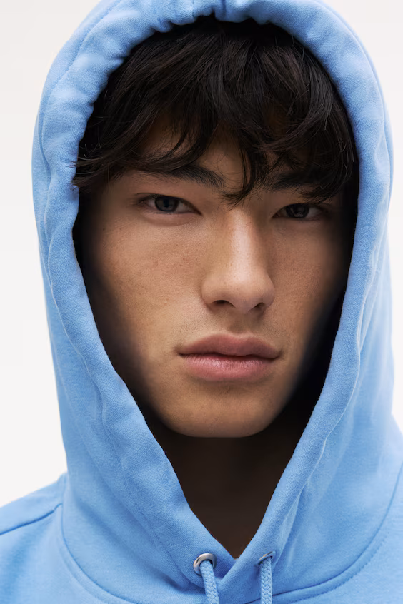 Толстовка с капюшоном свободного кроя