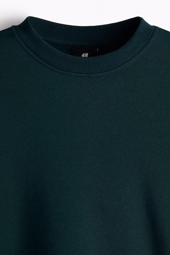 Толстовка свободного кроя