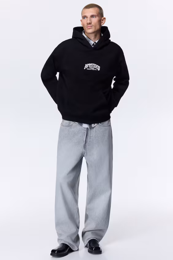 Толстовка с капюшоном и принтом комфортного кроя