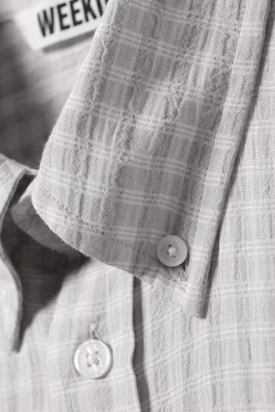 Рубашка свободного покроя с пуговицами