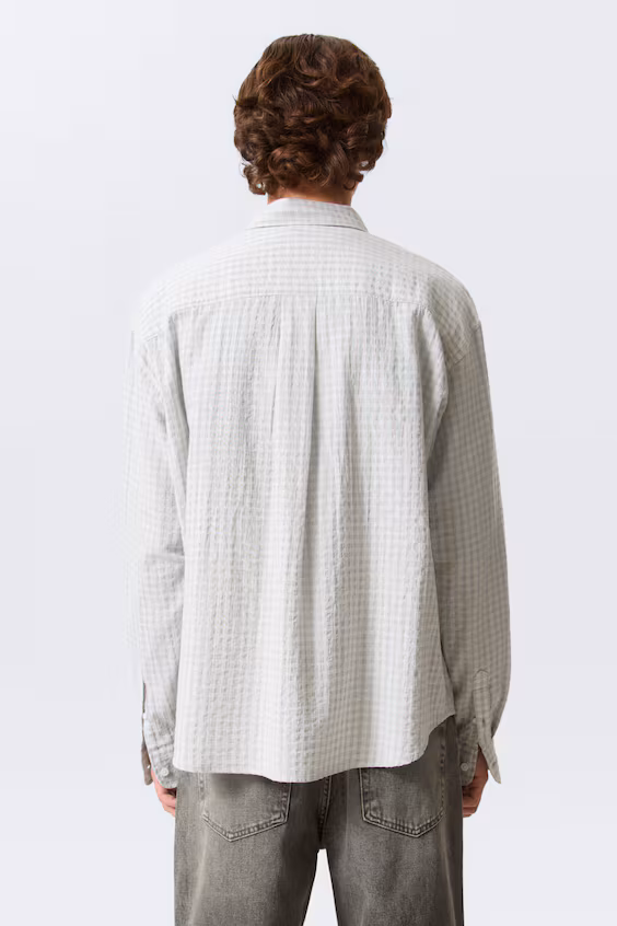 Рубашка свободного покроя с пуговицами