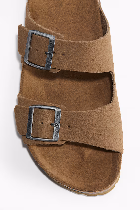 Кожаные сандалии