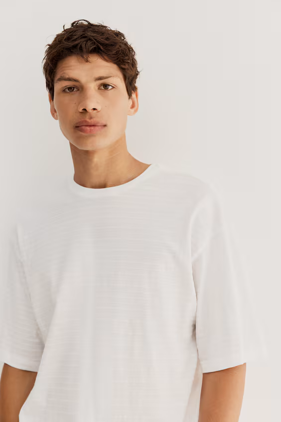 Пижама с футболкой и шортами