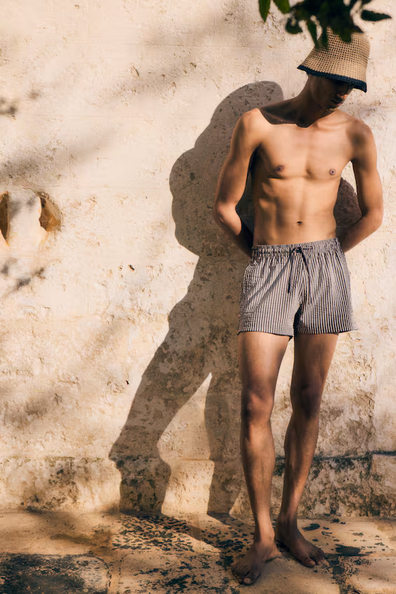 Плавки с эффектом складок