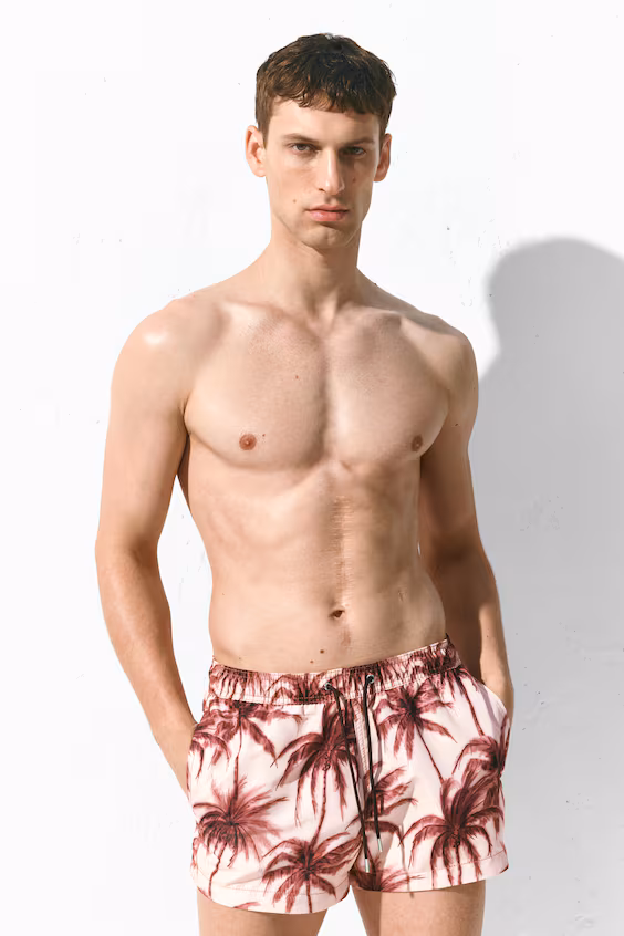 Плавки в ананасовом рисунке