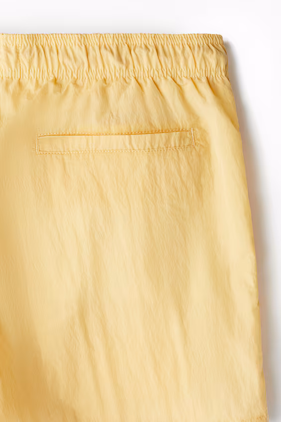 Плавки из мятого материала