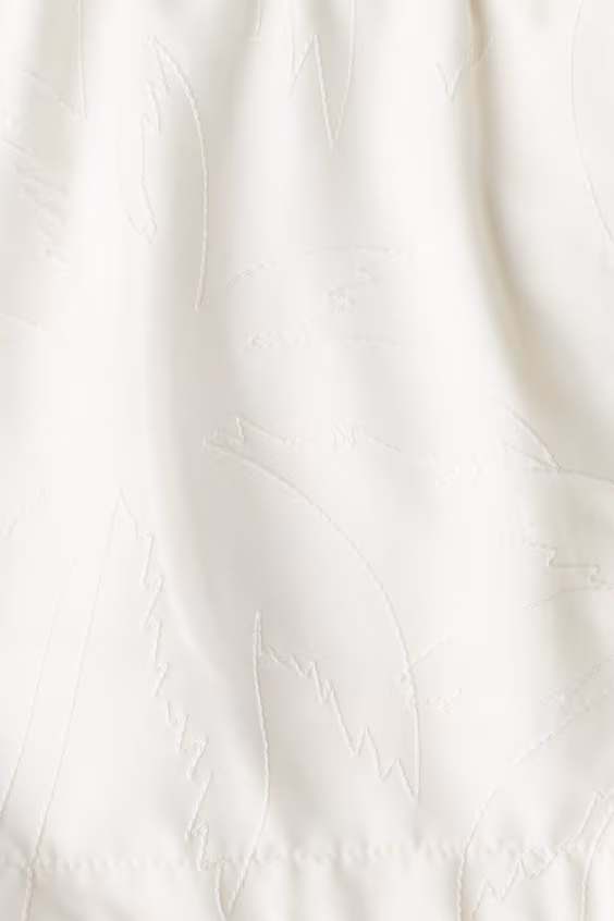 Плавательные шорты с вышитым узором