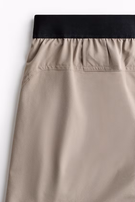 Спортивные шорты с двойным слоем и drymove™