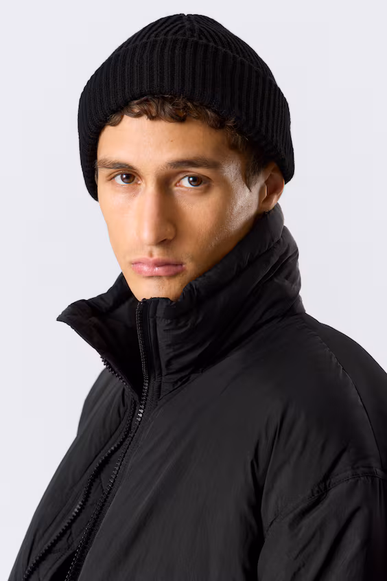 Шапка из вязаного шерстяного микса с отворотом