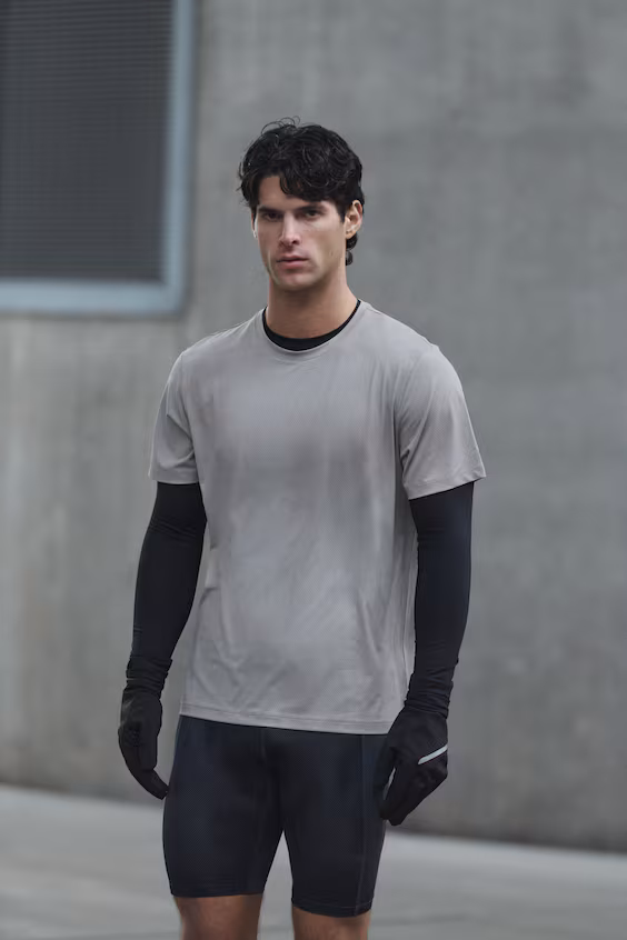 Футболка для спорта из сетчатой ткани с технологией drymove™