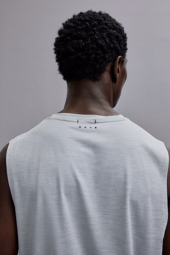 Спортивный топ regular fit с технологией drymove™