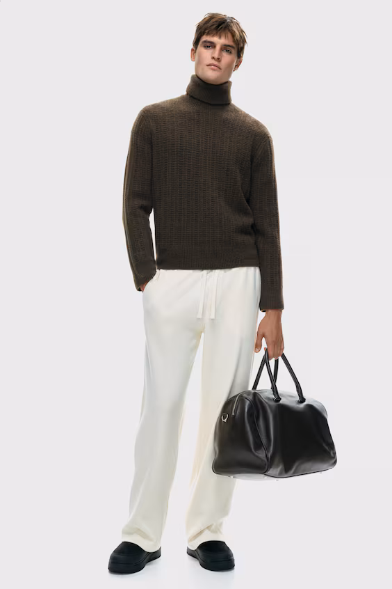 Водолазка стандартного кроя