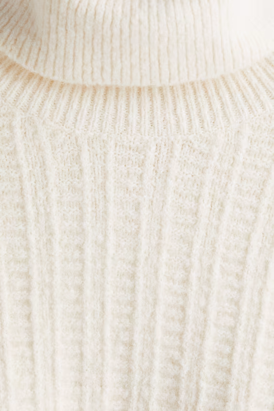 Водолазка стандартного кроя