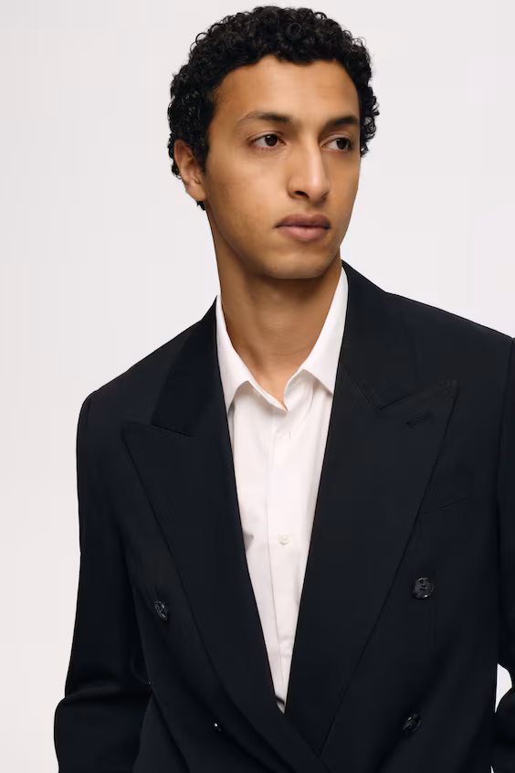 Пиджак приталенного кроя