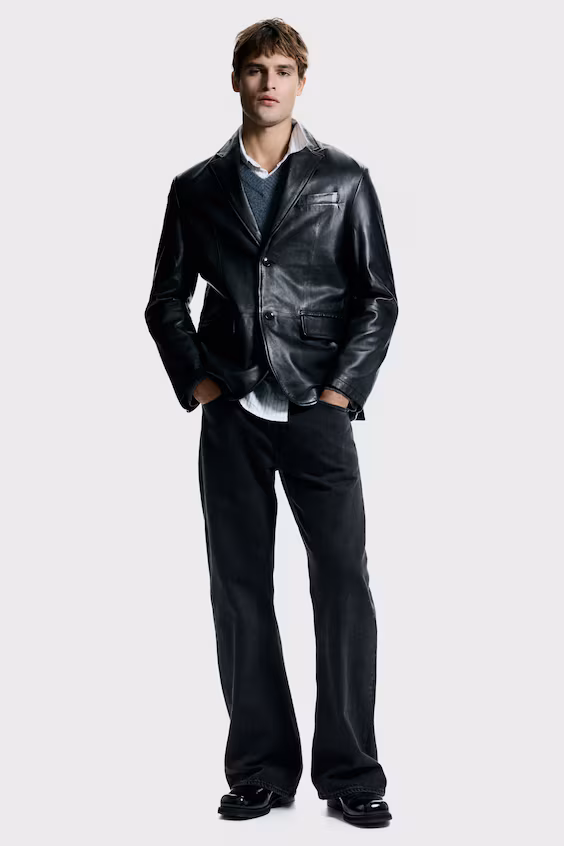 Кожаный пиджак стандартного кроя