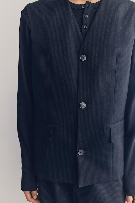 Жилет из шерсти