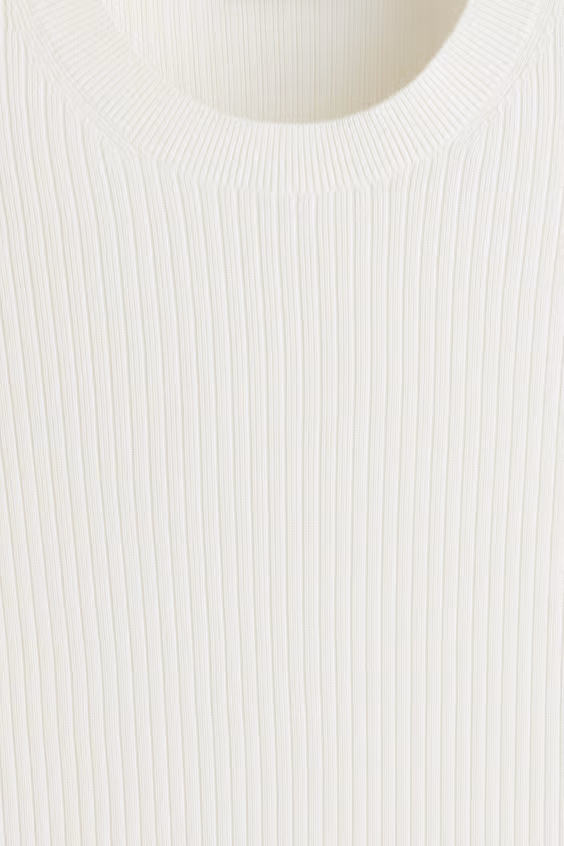 Футболка из рубчика slim fit