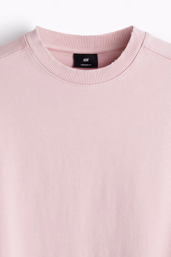 Футболка с квадратным силуэтом большого размера