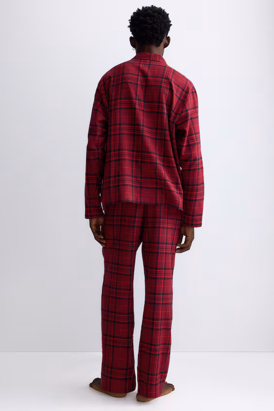 Пижама с рубашкой и брюками из фланели