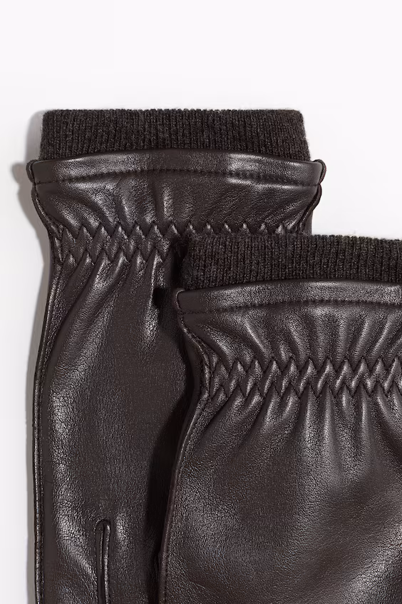 Кожаные перчатки