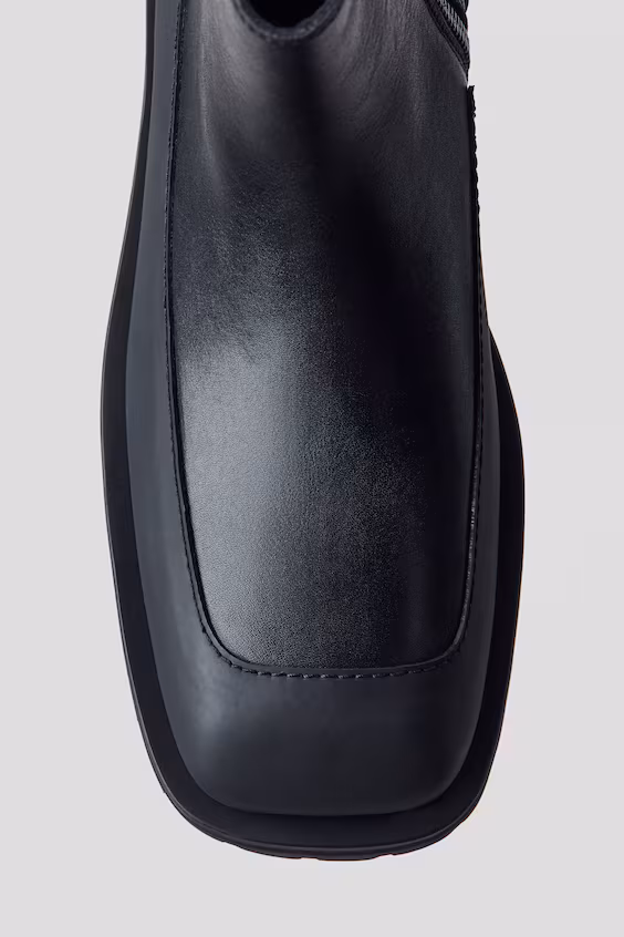 Кожаные ботинки