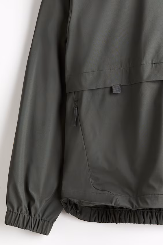 Ветровка-софтшелл с водоотталкивающим покрытием стандартного силуэта