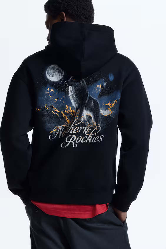 Свитшот с капюшоном и принтом комфортного кроя