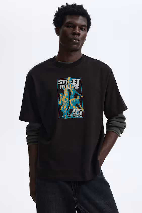 Футболка с принтом в свободном крое