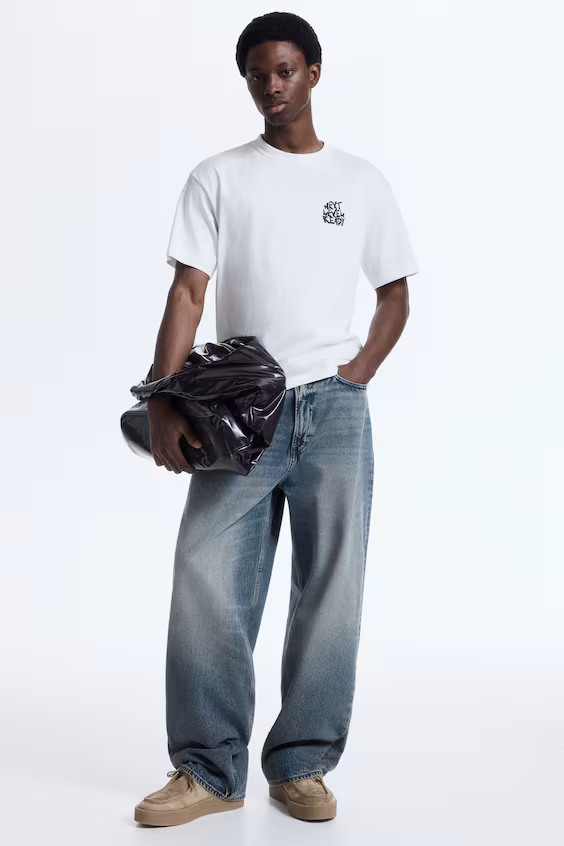 Футболка с принтом в свободном крое