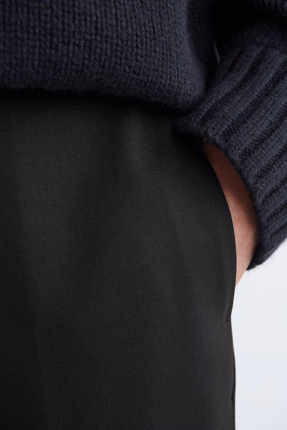 Узкие шерстяные брюки