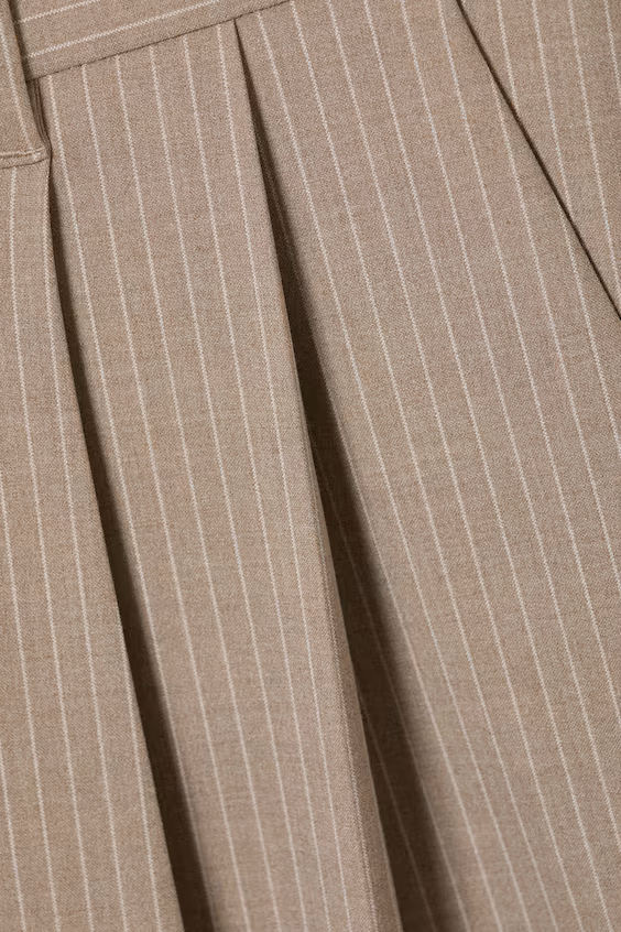 Бежевые брюки nate loose fit с запахами